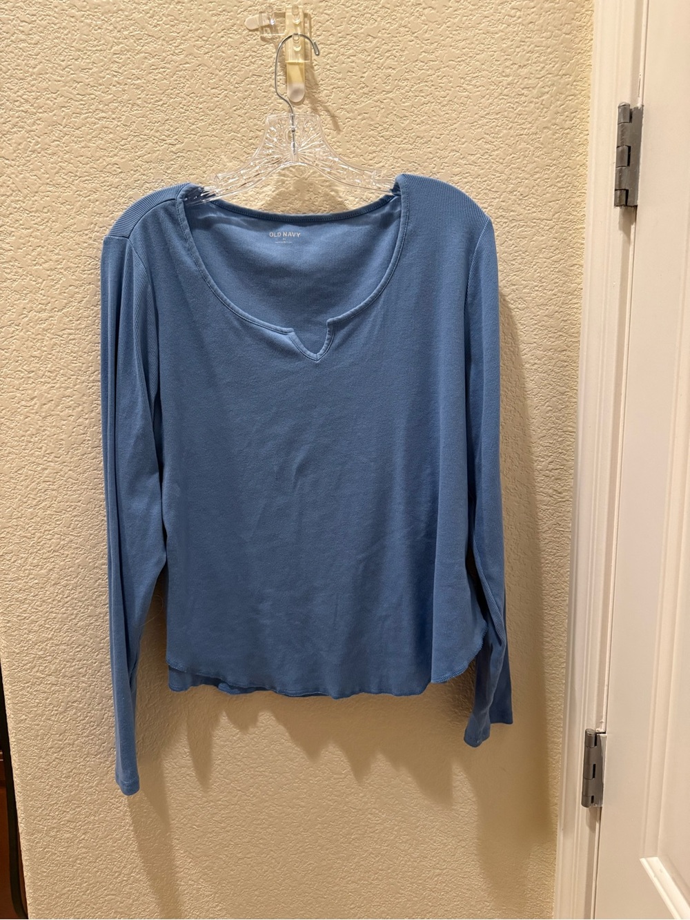 Old Navy Blue Ribbed Long Sleeve Notch Neck Top Size XL - Picture 3 of 5